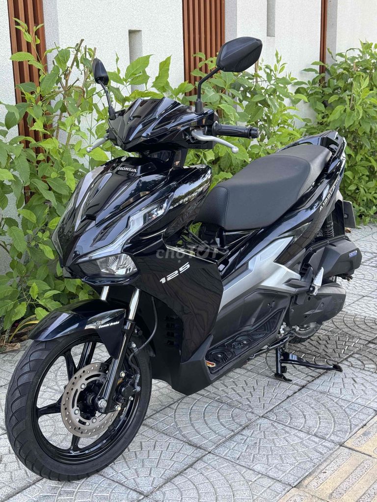 Honda AB 2025 - ảnh 1