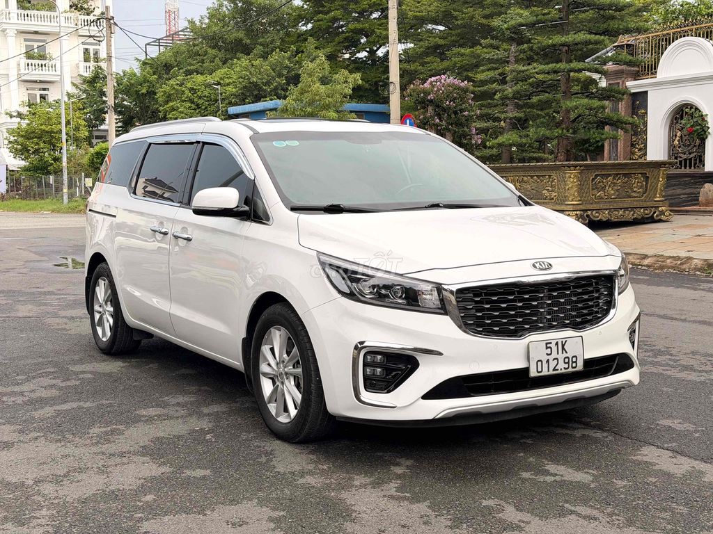Kia Sedona 2021 - ảnh 2