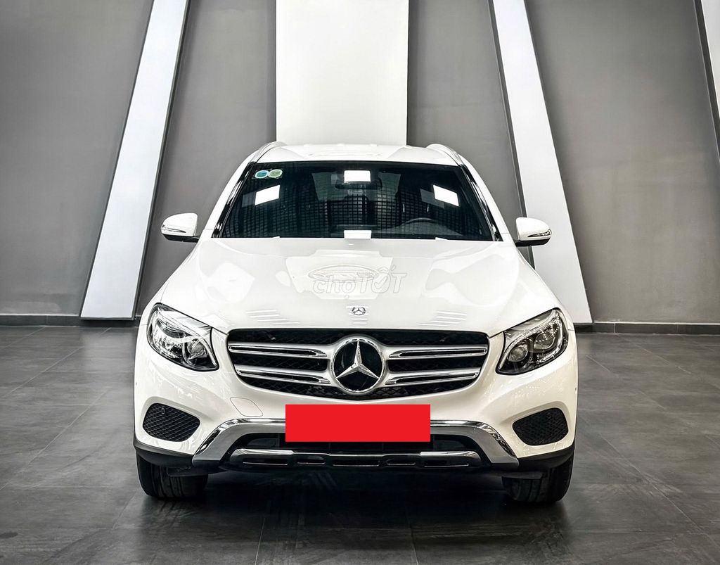 Mercedes-Benz 2018 - ảnh 1