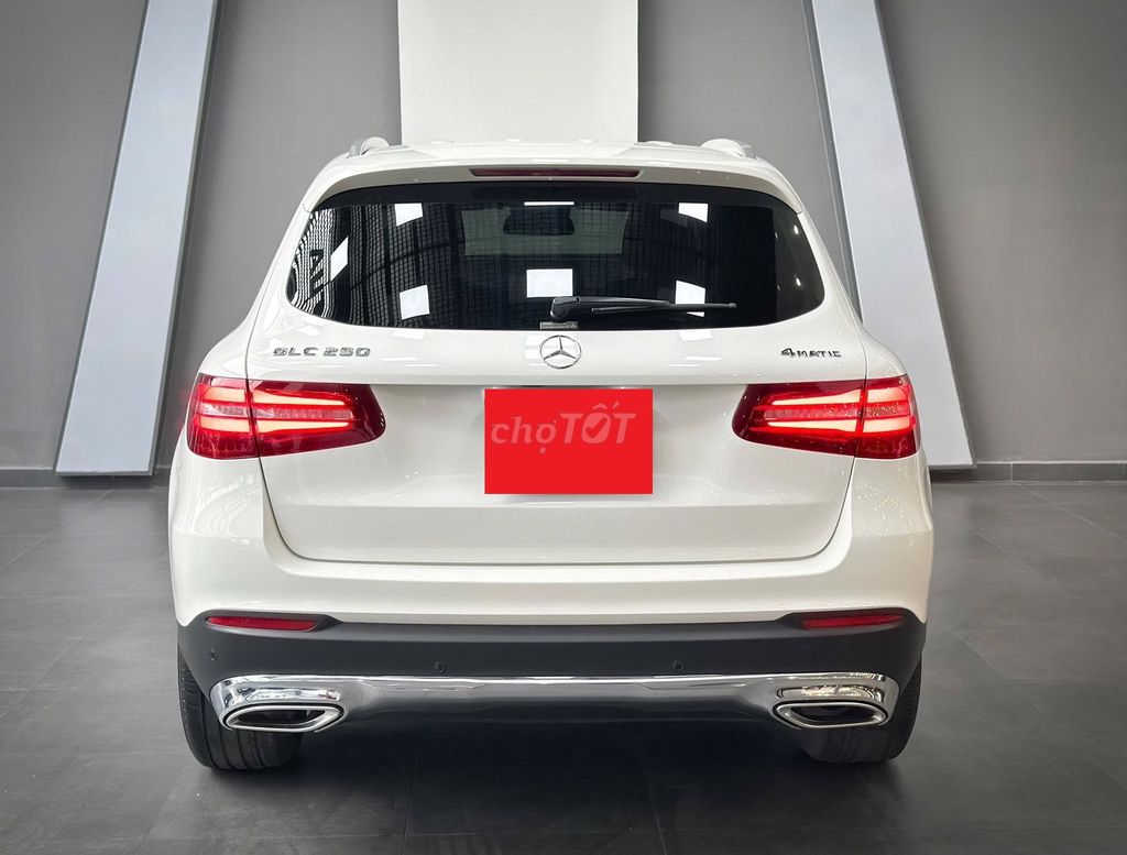 Mercedes-Benz 2018 - ảnh 2