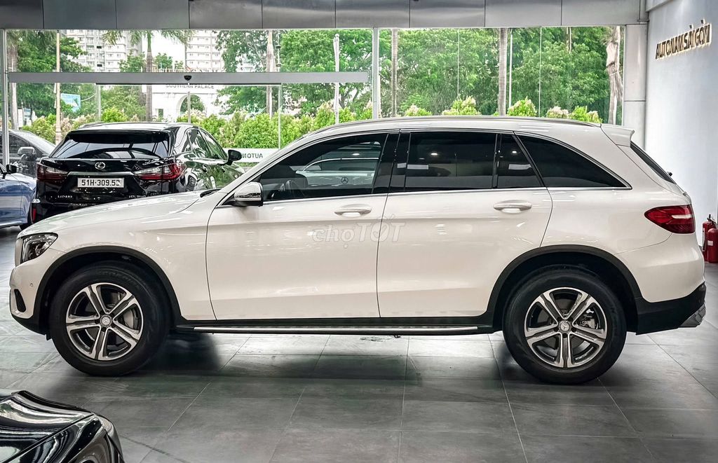 Mercedes-Benz 2018 - ảnh 3