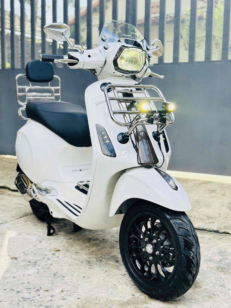 Piaggio Vespa 2015 - ảnh 2