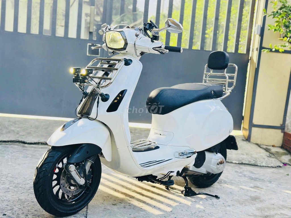 Piaggio Vespa 2015 - ảnh 3