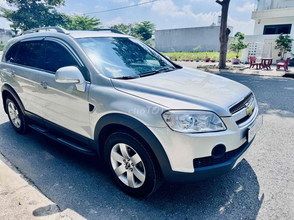 Chevrolet Captiva 2008 - ảnh 2