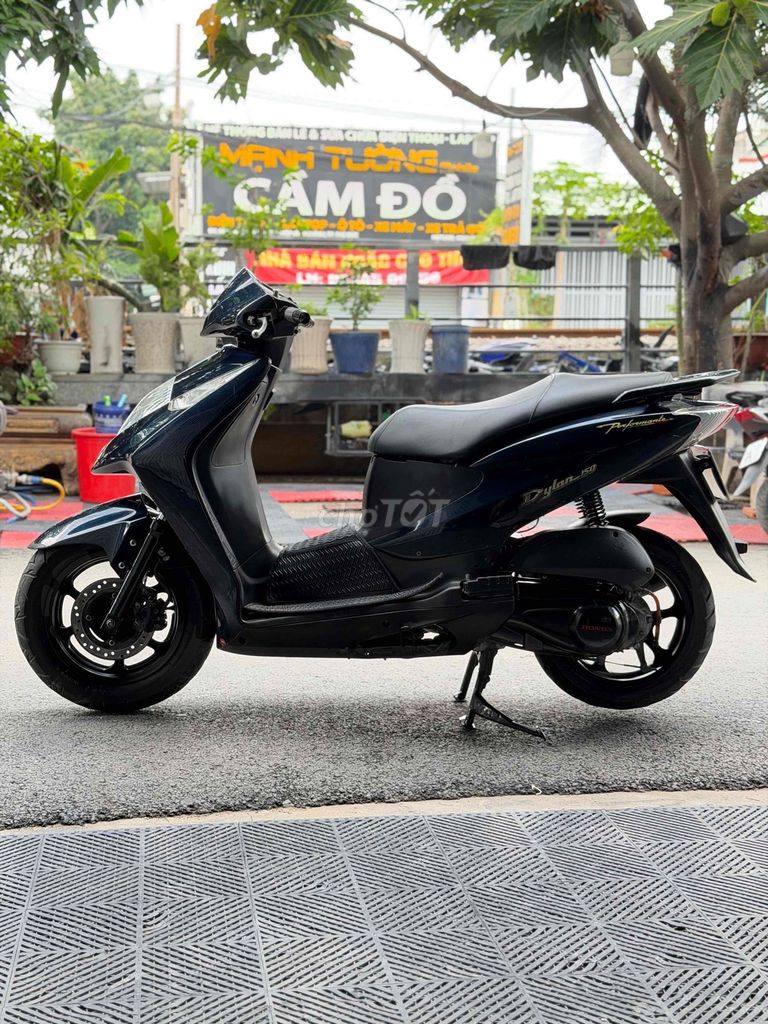Honda Dylan 2005 - ảnh 5