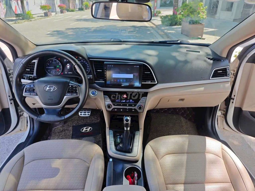 Hyundai Elantra 2018 - ảnh 5