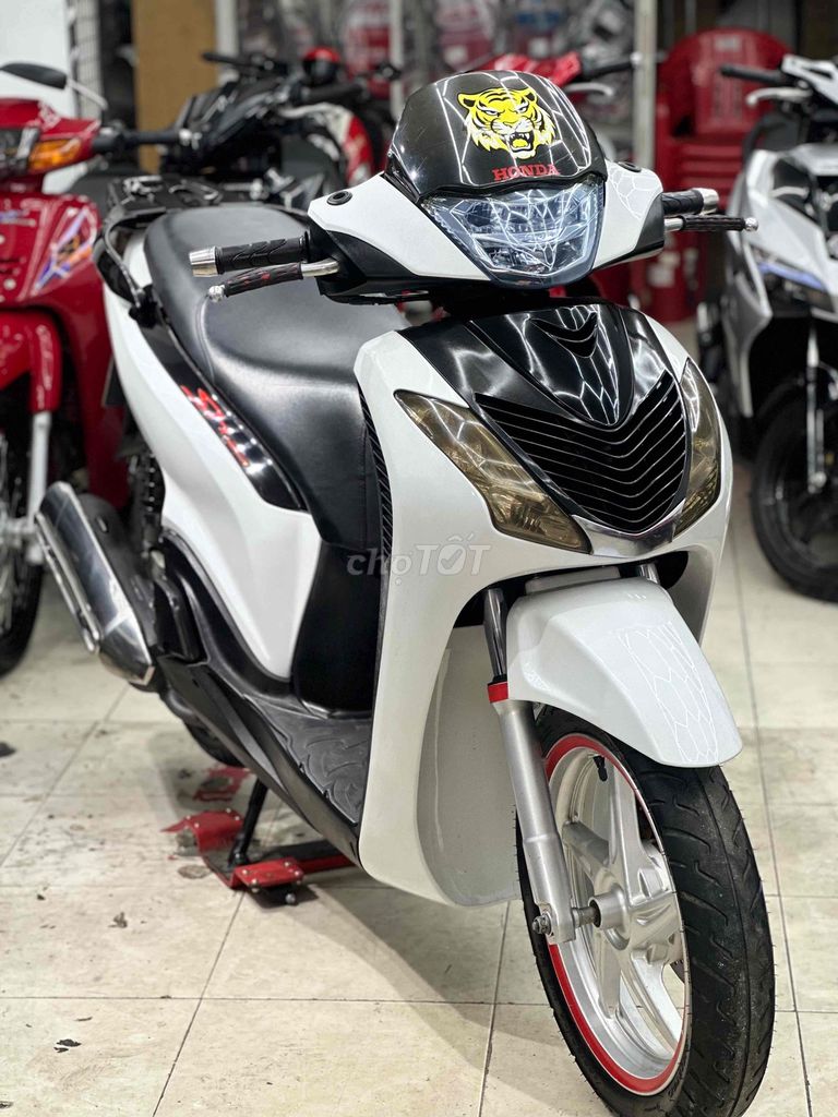 Honda SH - ảnh 1