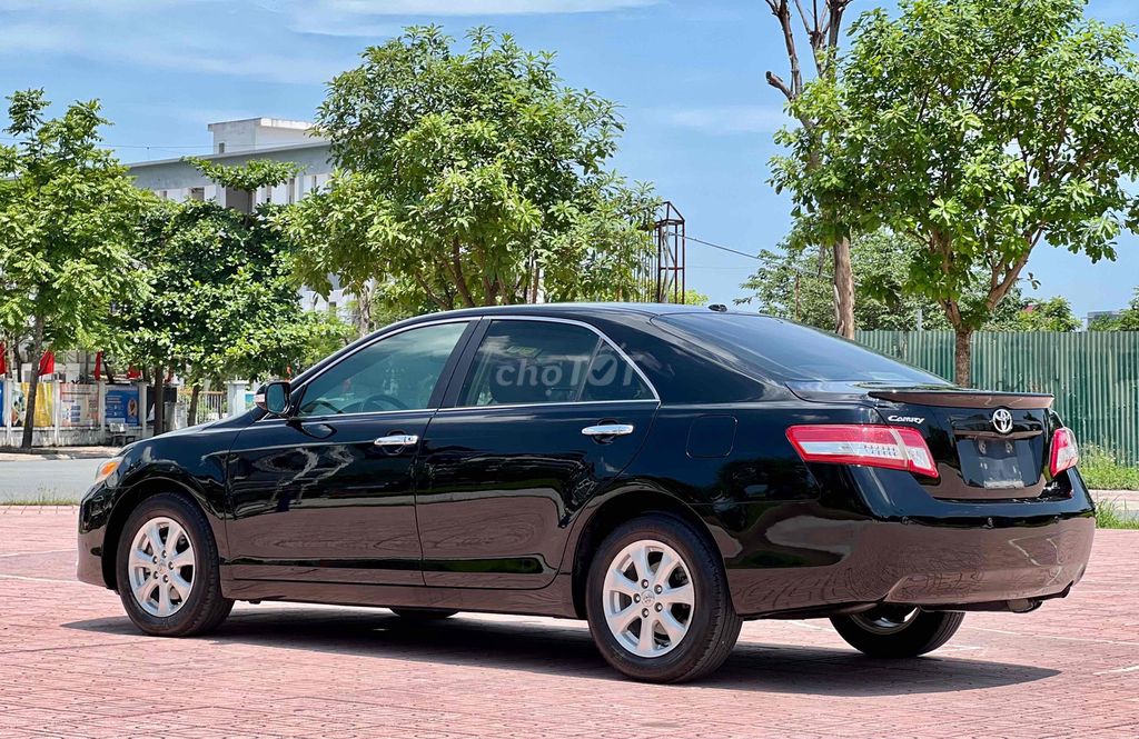 Toyota Camry LE 2.5 2010 - ảnh 4
