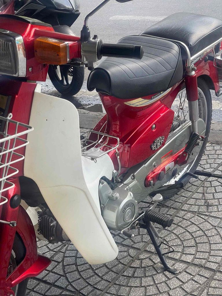 Xe m 1982 - ảnh 1