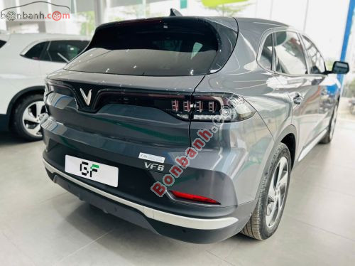 VinFast VF8 Eco AWD 2023 - ảnh 4