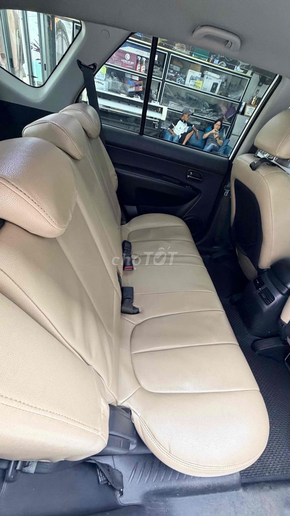 Kia Carens 2011 - ảnh 4
