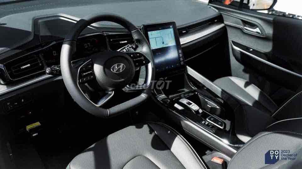 Hyundai Custin 2024 - ảnh 5