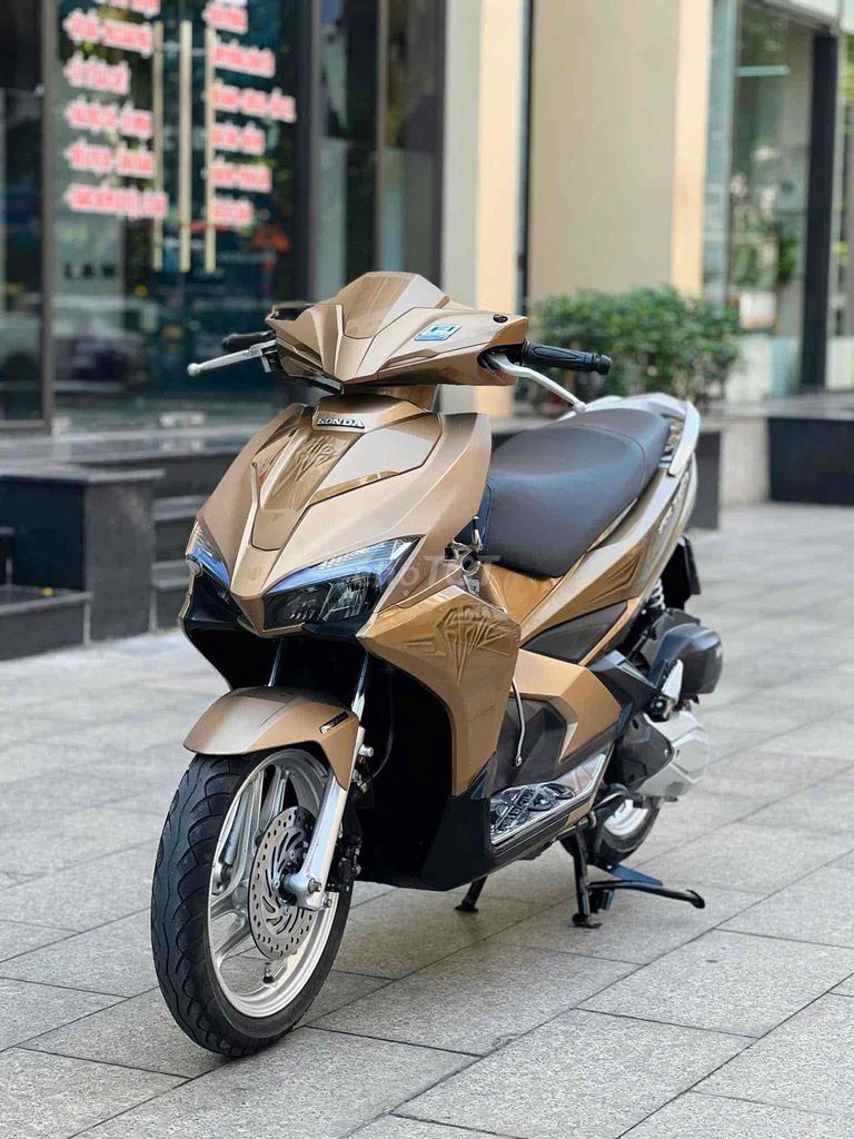 Honda Air Blade 2017 - ảnh 2