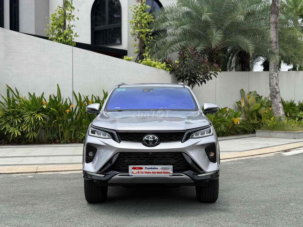 Toyota Fortuner 2022 - ảnh 1
