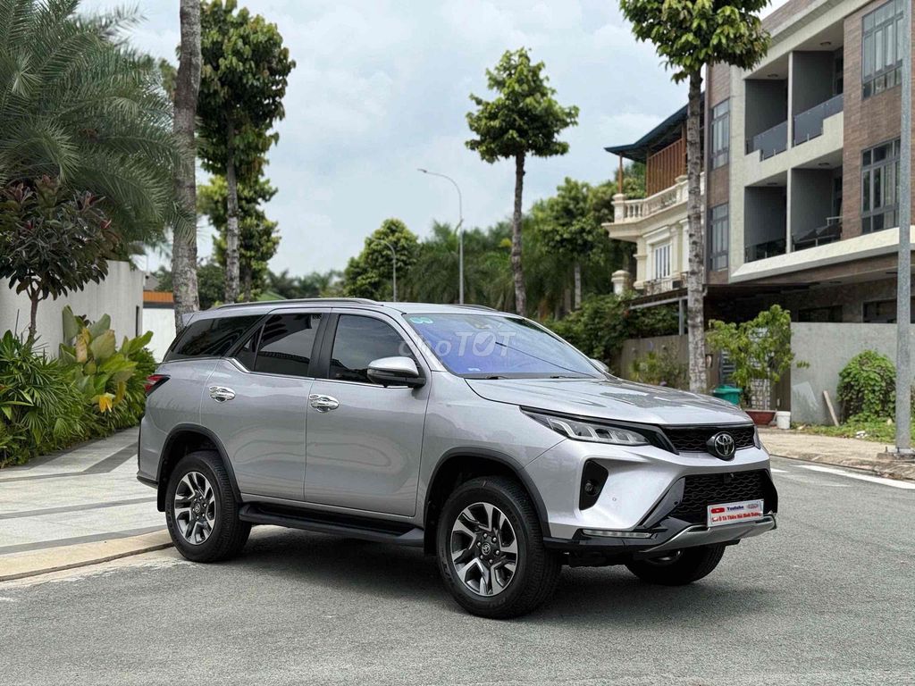 Toyota Fortuner 2022 - ảnh 2