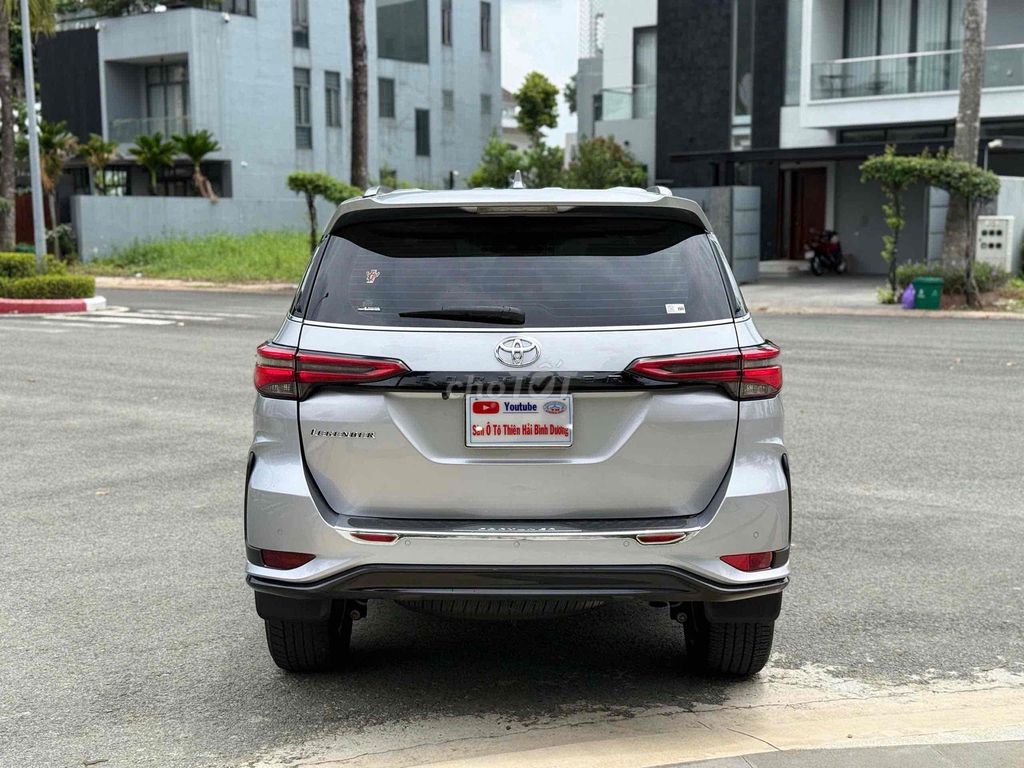 Toyota Fortuner 2022 - ảnh 4