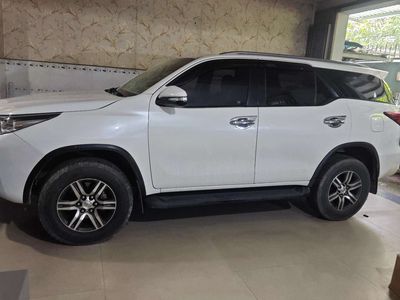 Toyota Fortuner 2017 - ảnh 1