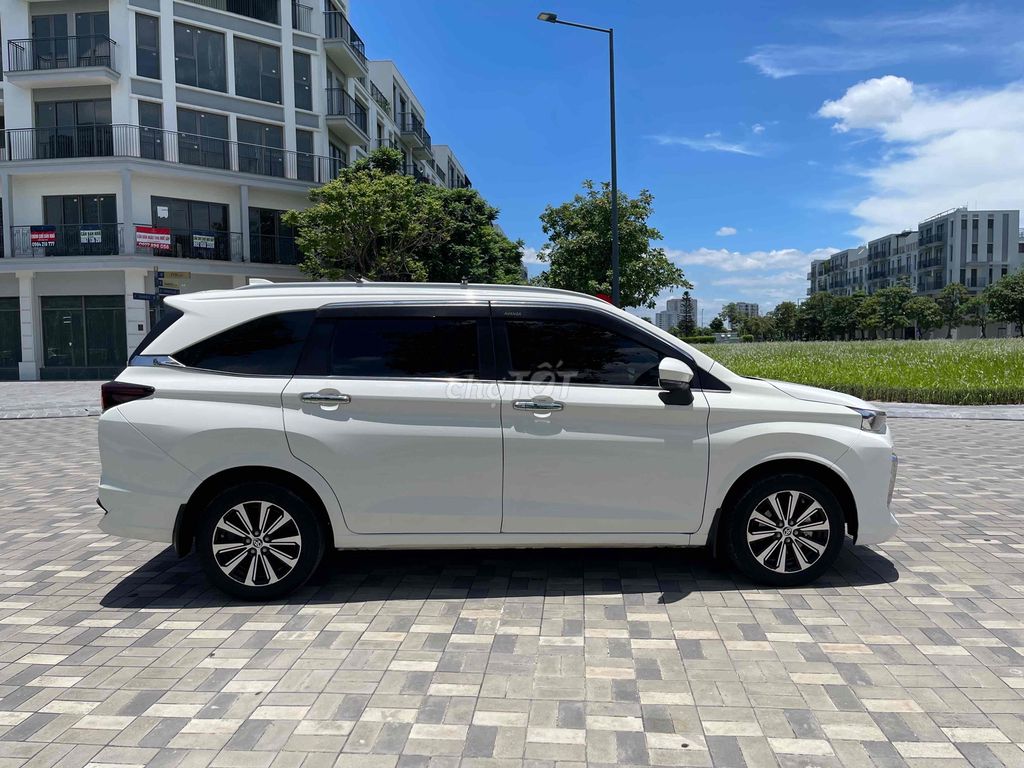 Toyota Venza 2023 - ảnh 3