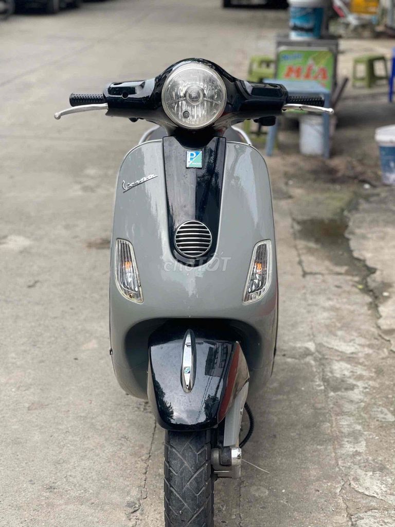 Piaggio Vespa 2013 - ảnh 1