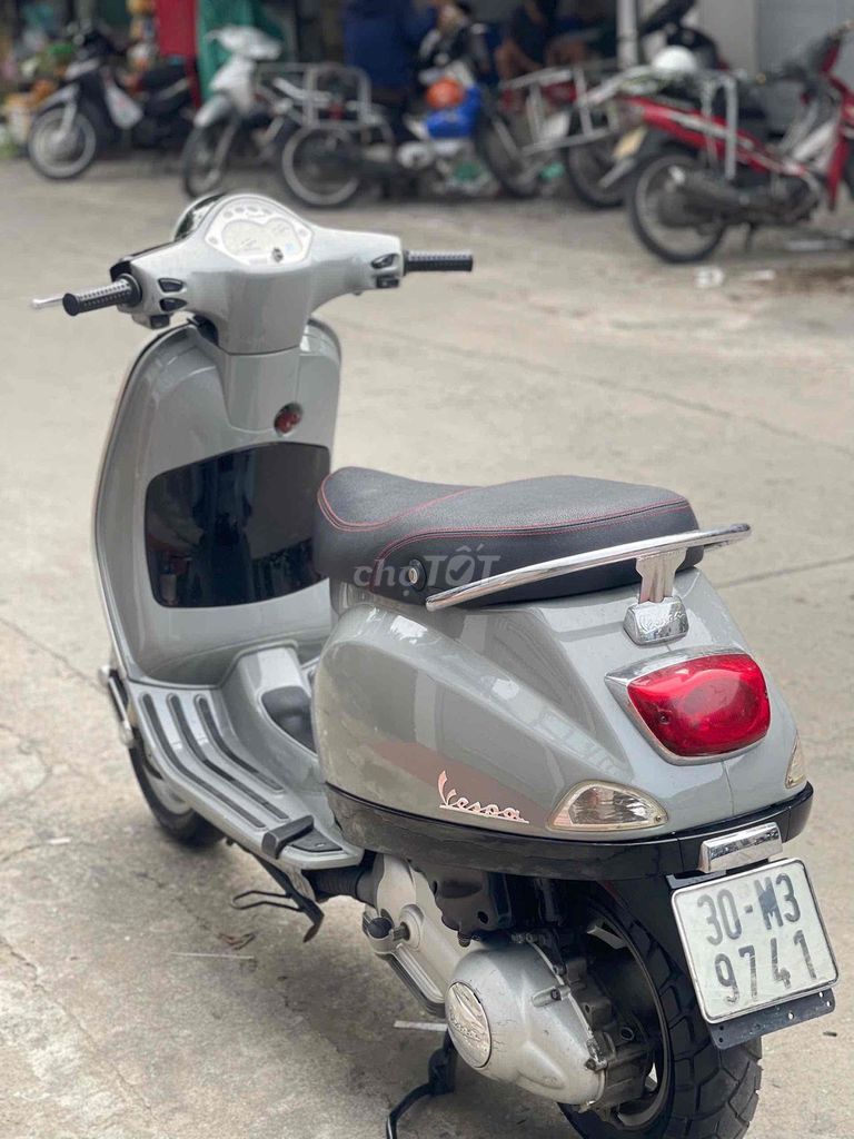 Piaggio Vespa 2013 - ảnh 2