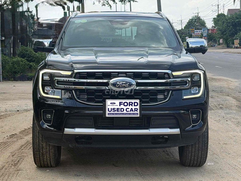 Ford Everest 2022 - ảnh 1