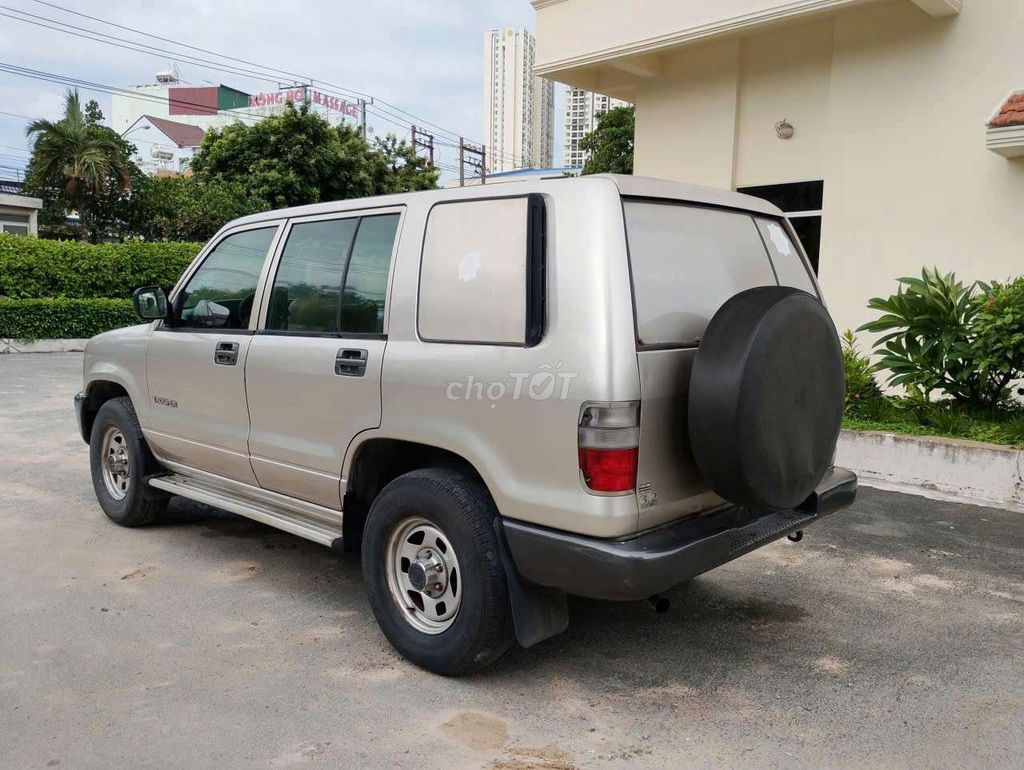 Isuzu Trooper 2000 - ảnh 4