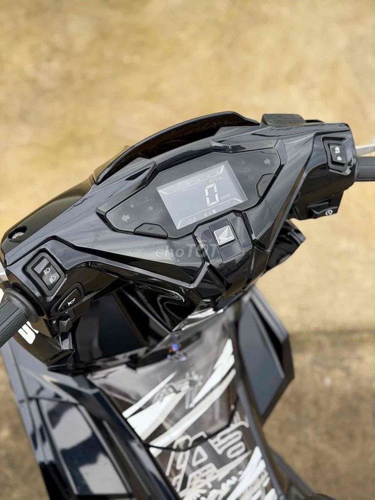 Honda Air Blade 2025 - ảnh 2