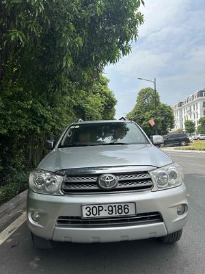 Toyota Fortuner 2009 - ảnh 1