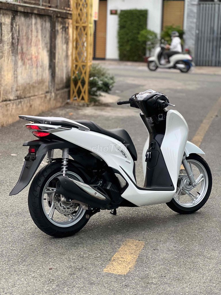 Honda SH 2024 - ảnh 4