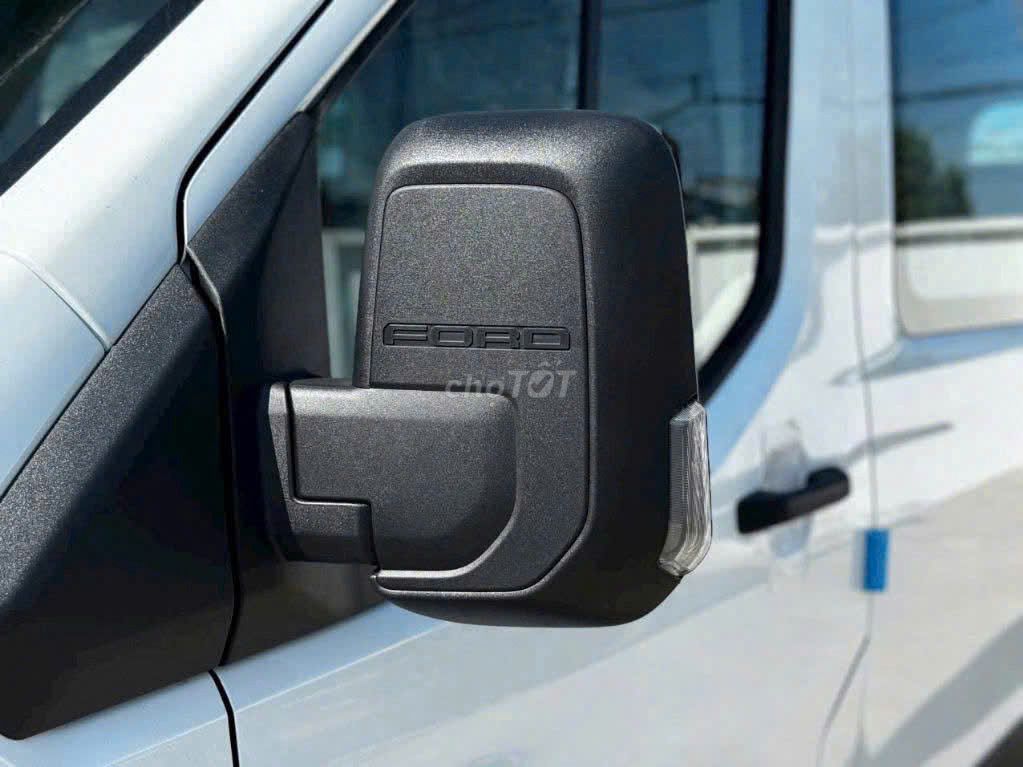 Ford Transit Trend 2025 - ảnh 5
