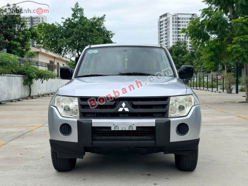 Mitsubishi Pajero 2009 - ảnh 3