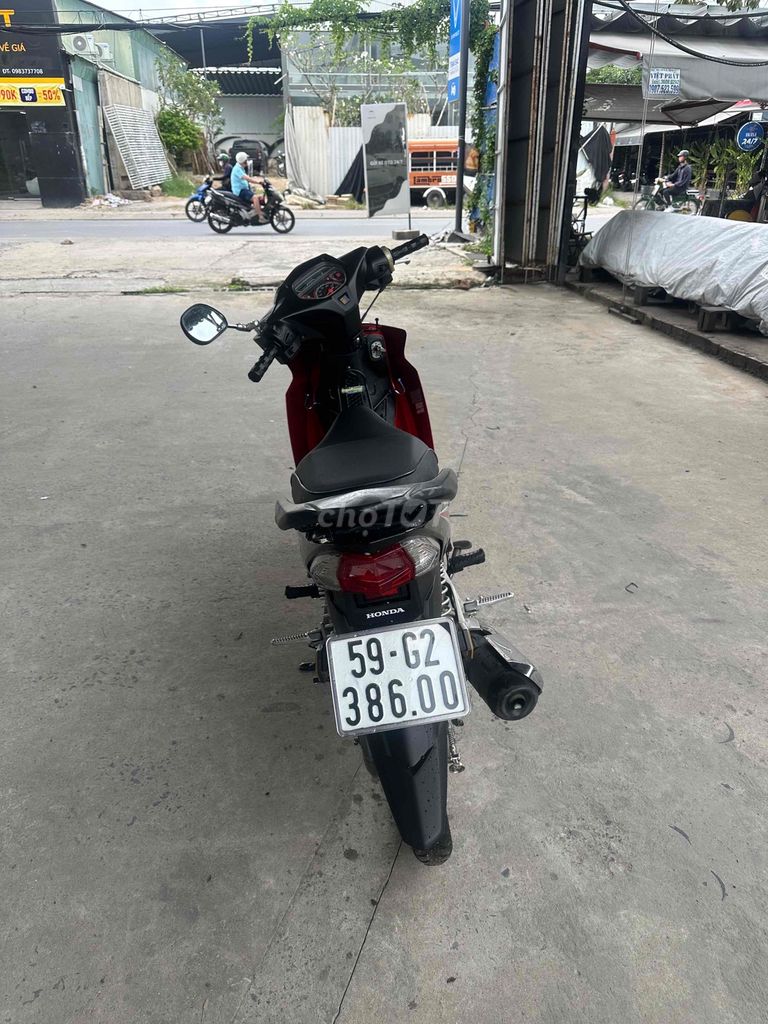 Honda Blade 2018 - ảnh 3