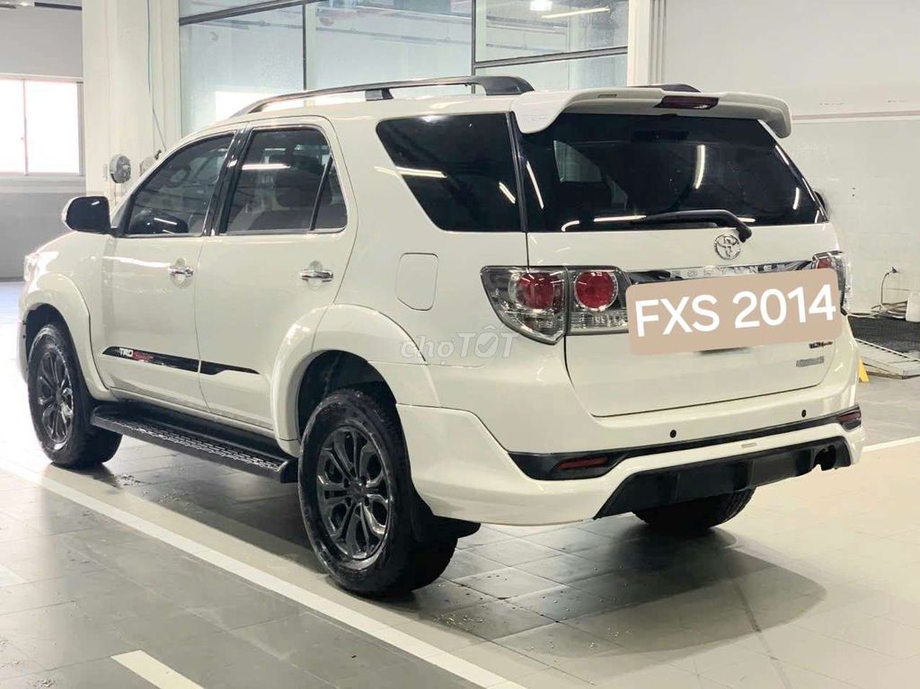 Toyota Fortuner 2014 - ảnh 5