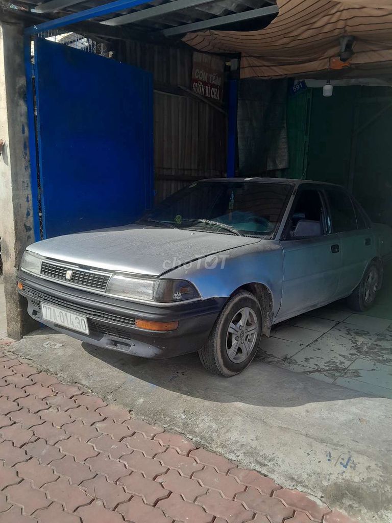 Toyota Corolla - ảnh 4