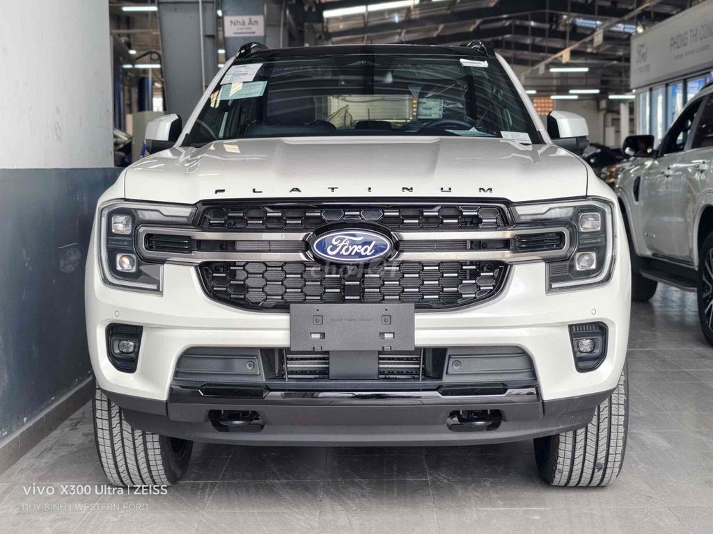 Ford Everest 2026 - ảnh 1