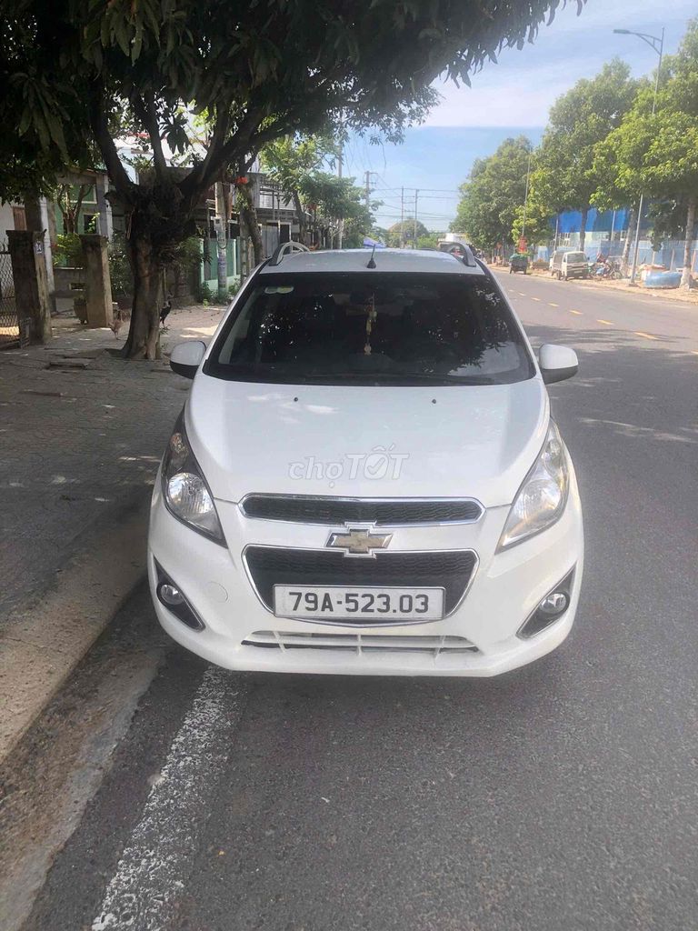 Chevrolet Spark - ảnh 1