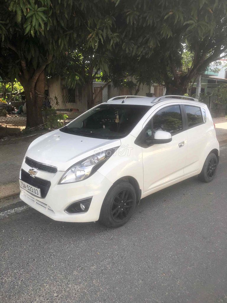 Chevrolet Spark - ảnh 3