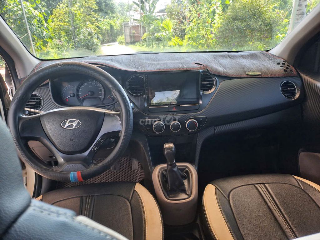 Hyundai Grand i10 - ảnh 5