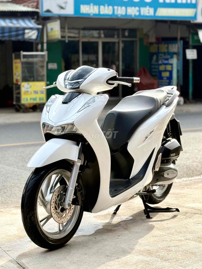 Honda SH 2022 - ảnh 2