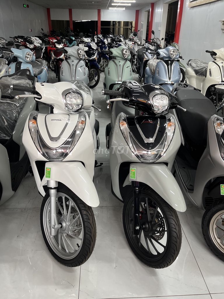 Honda SH Mode 2026 - ảnh 1