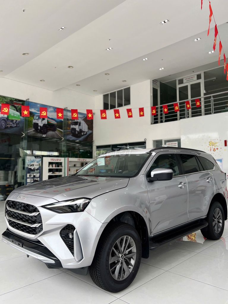 Isuzu 2025 - ảnh 1