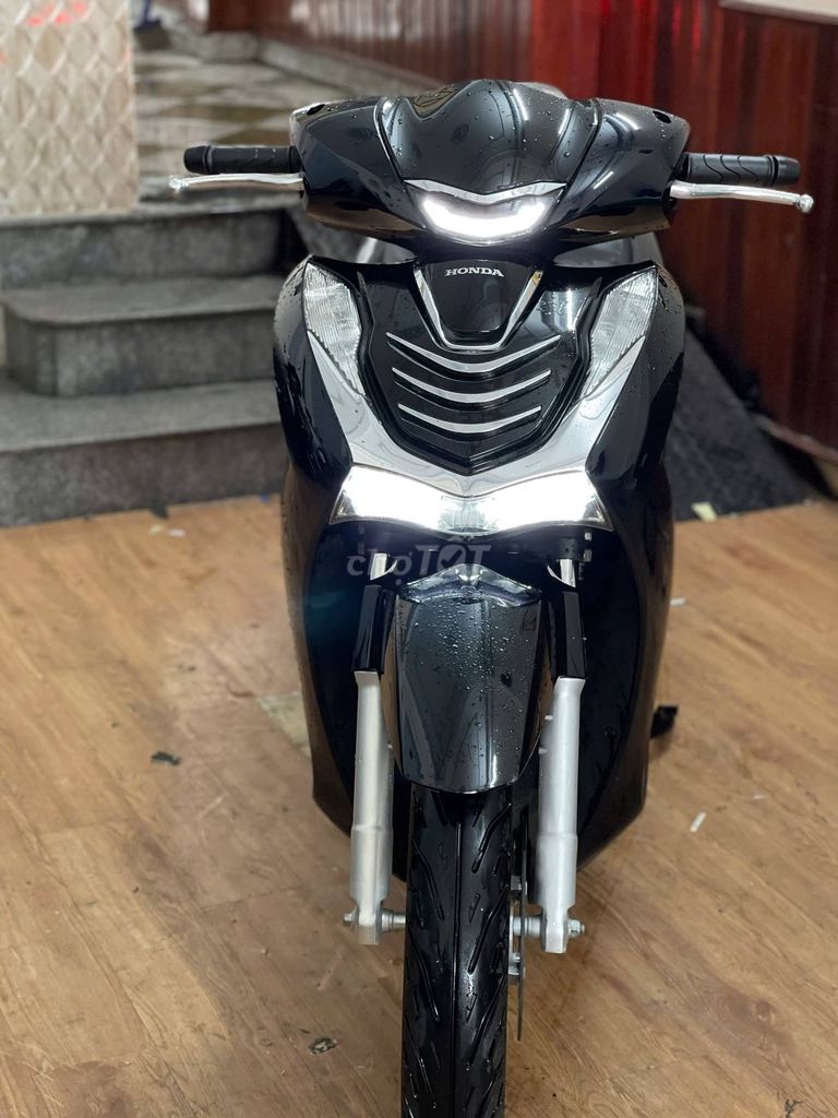 Honda SH 2021 - ảnh 1
