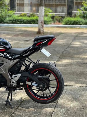 Suzuki Gsx 2018 - ảnh 1