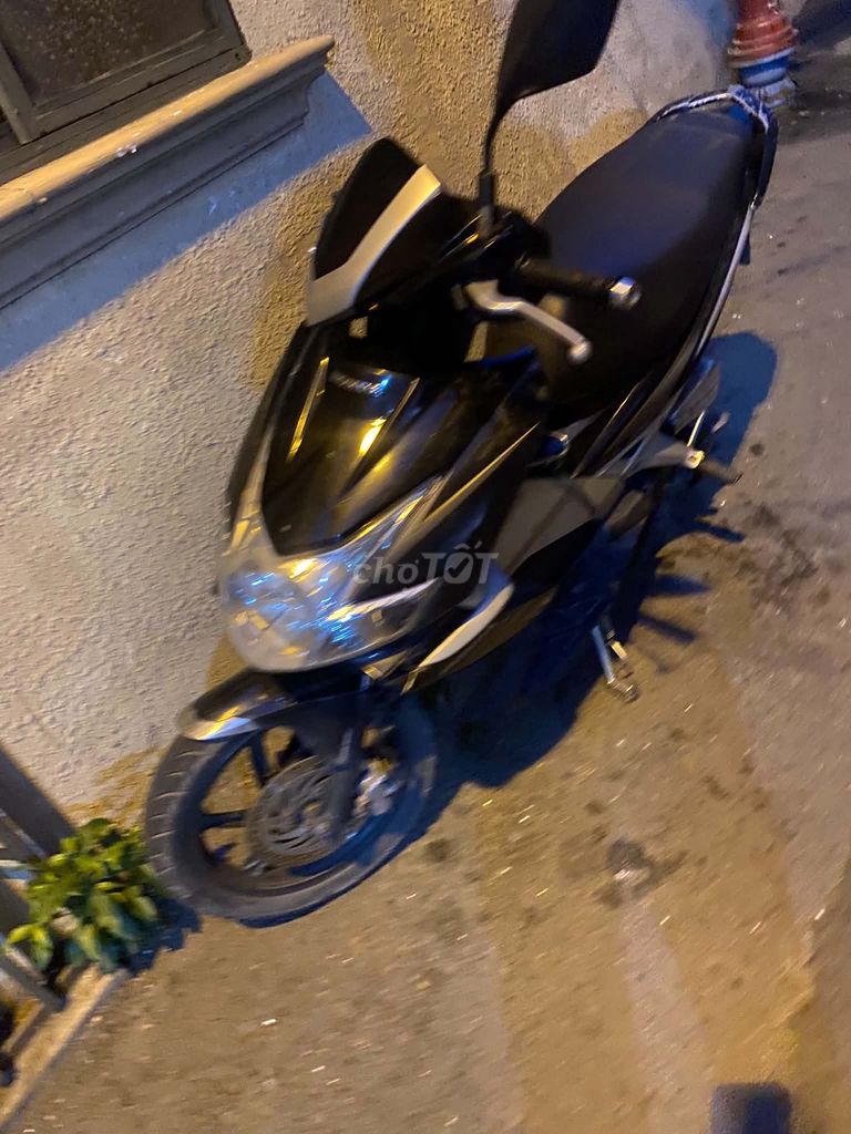 Honda Air Blade 2010 - ảnh 2