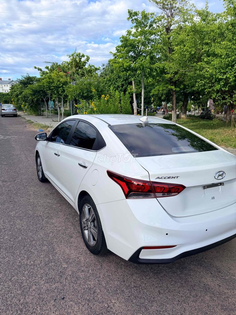 Hyundai Accent - ảnh 3