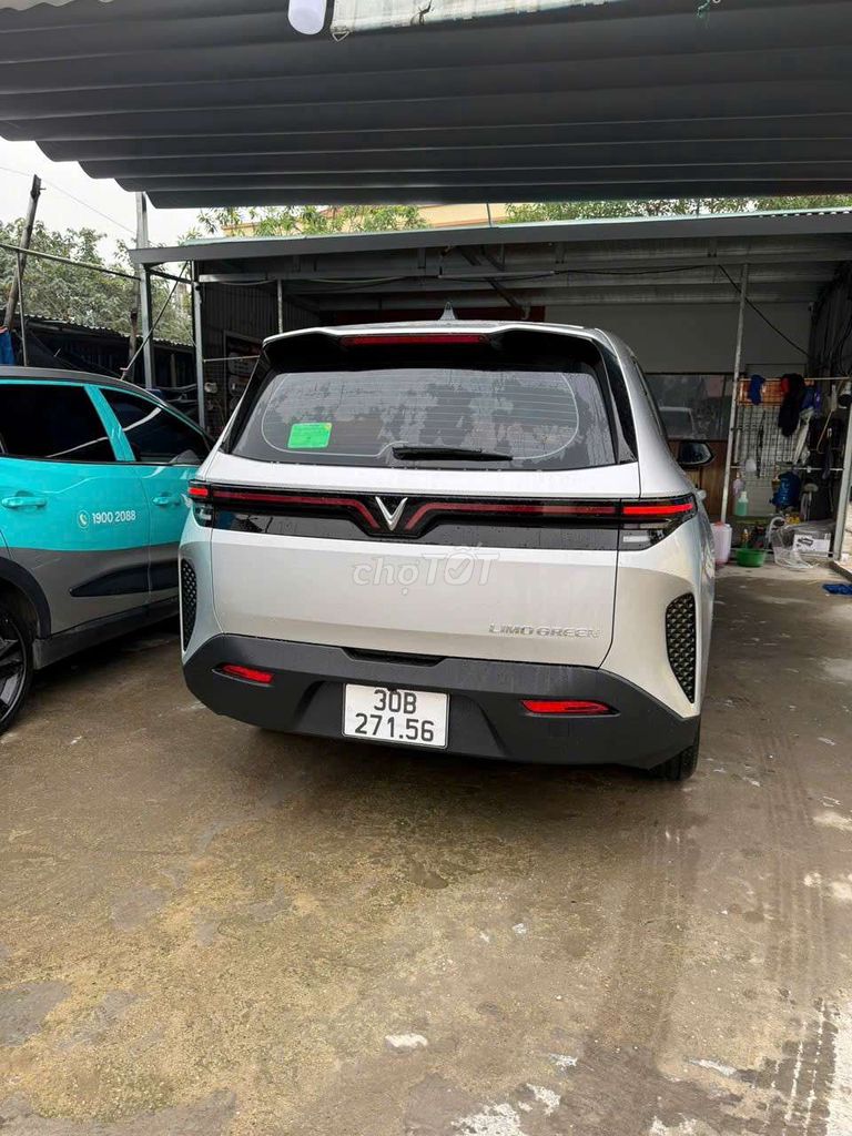 VinFast Limo Green 2025 - ảnh 5