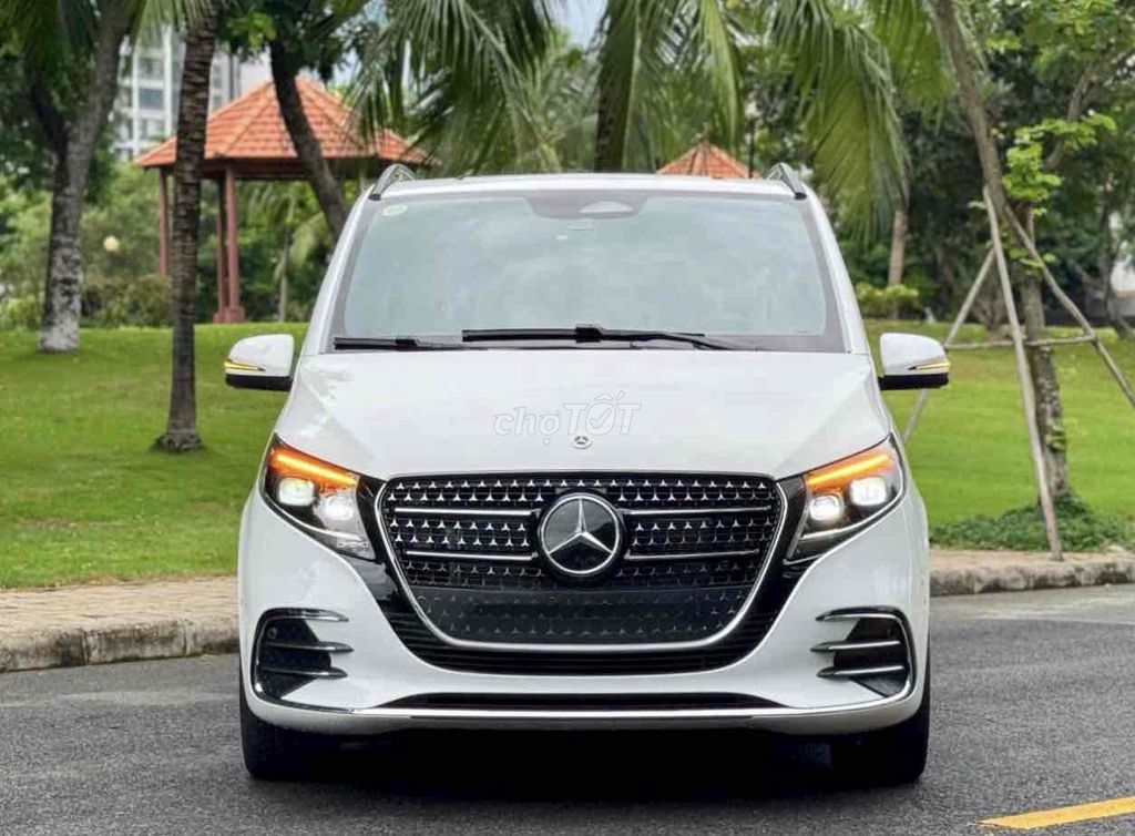 Mercedes-Benz 2026 - ảnh 1