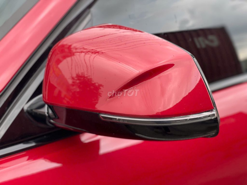 VinFast Lux SA2.0 2022 - ảnh 3