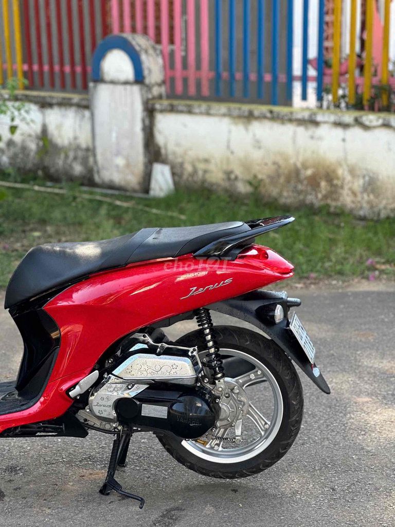Yamaha Janus 2022 - ảnh 2