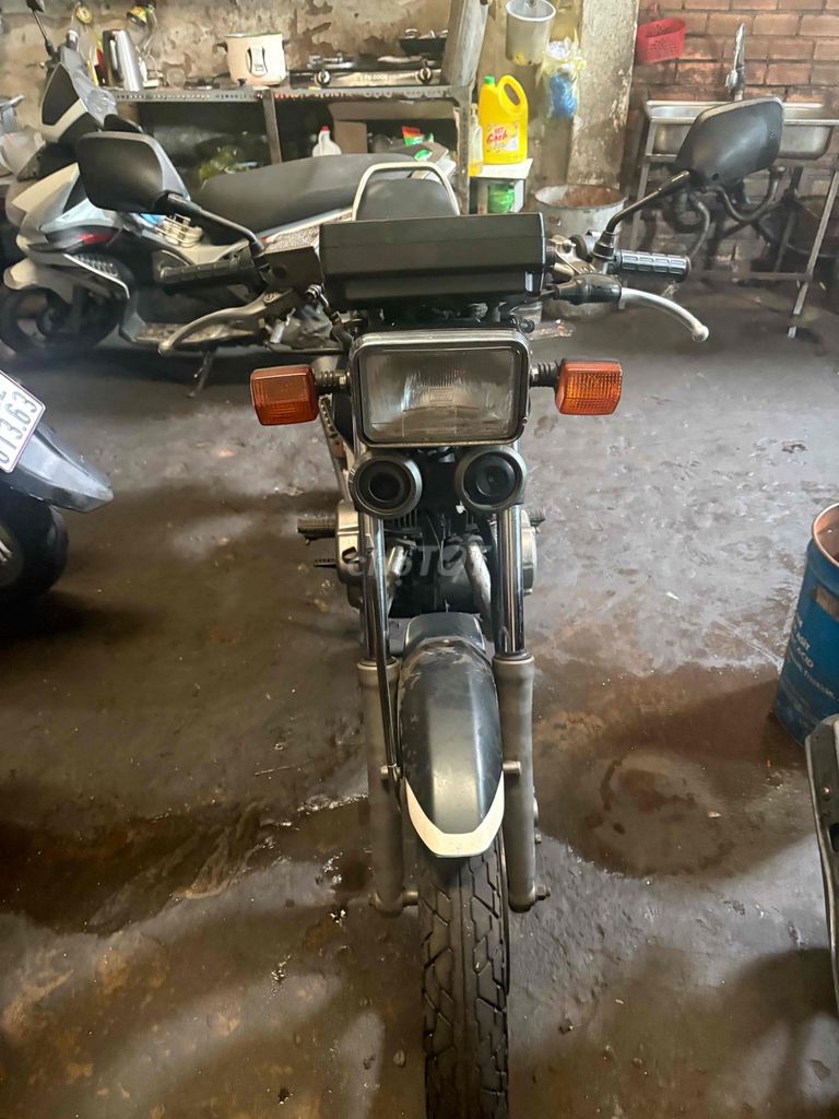 Honda CB 2009 - ảnh 2